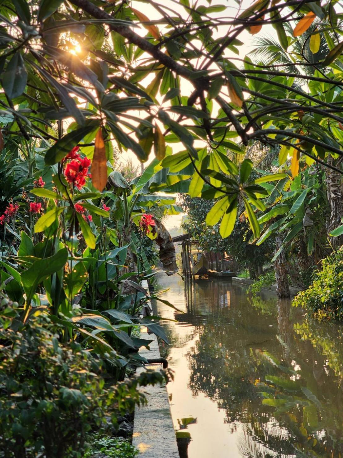 Baan Klong Resort Damnoen Saduak Exterior photo